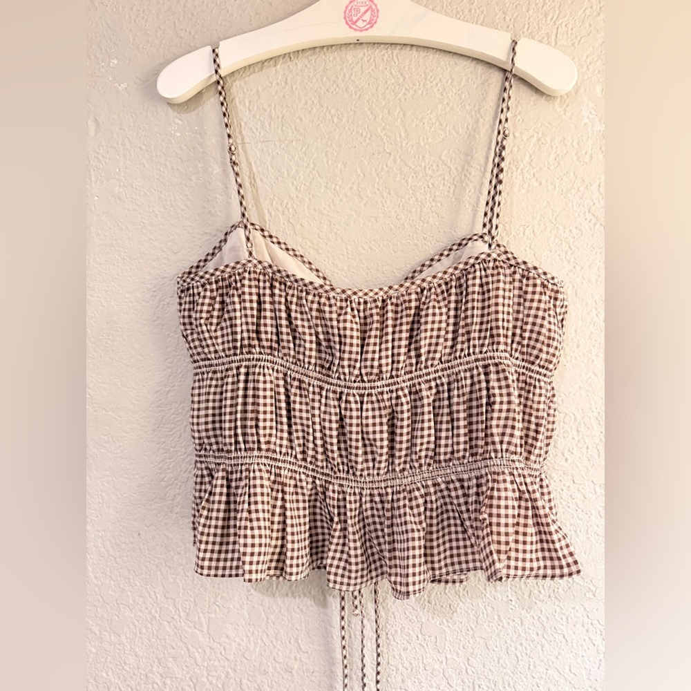 Abercrombie & Fitch Ruched Tie-Front Cami
Size small adjustable straps